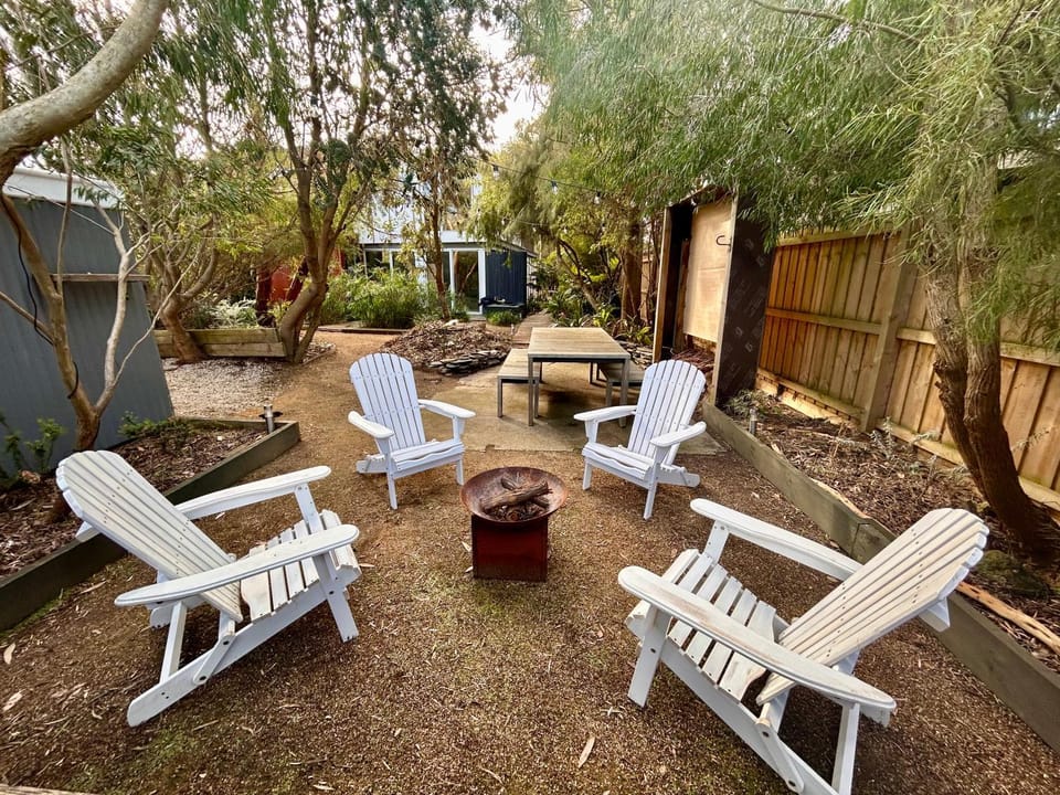 Bayview Escape - linen included, pet friendly! House in Inverloch