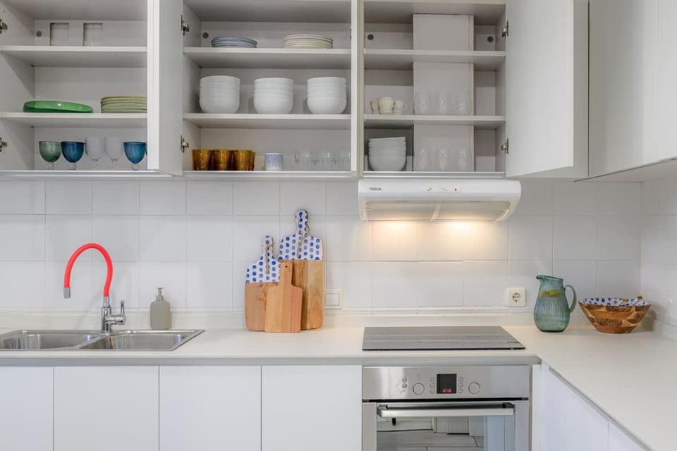 Kitchen or kitchenette, dishwasher, microwave, oven, toaster