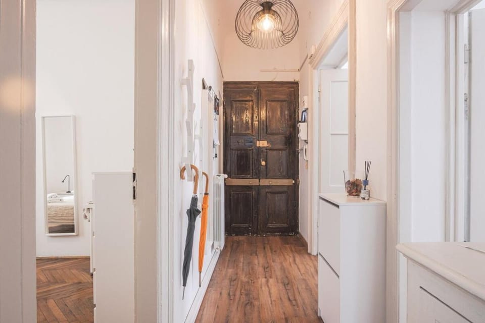 Piazza Goldoni Toro Elegant Apartment FreeWiFi Apartment in Trieste