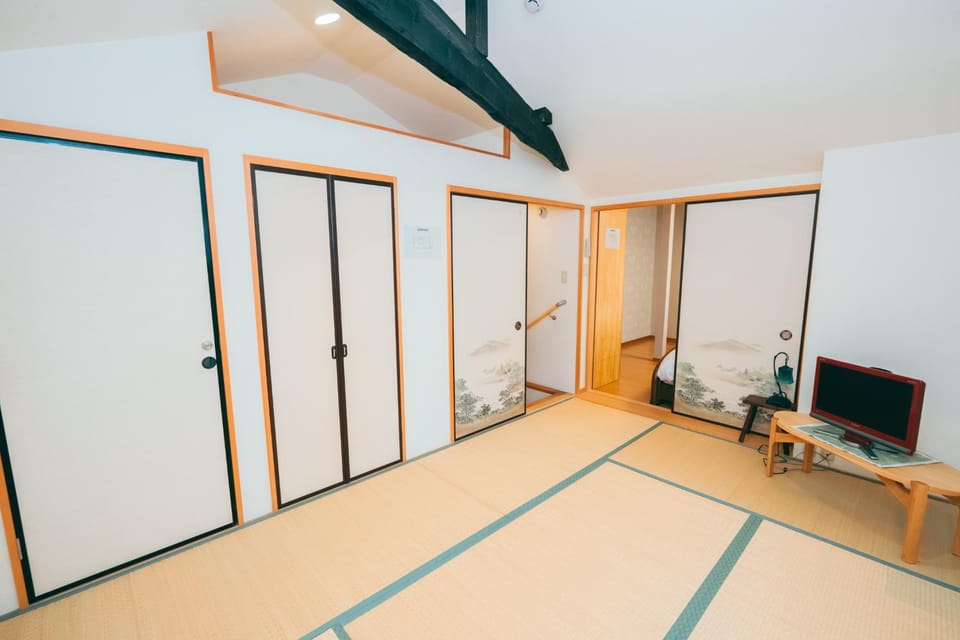 TV and multimedia, Bedroom