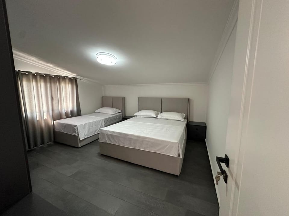 Le stanze Della Luna Bed and Breakfast in Tirana County, Albania