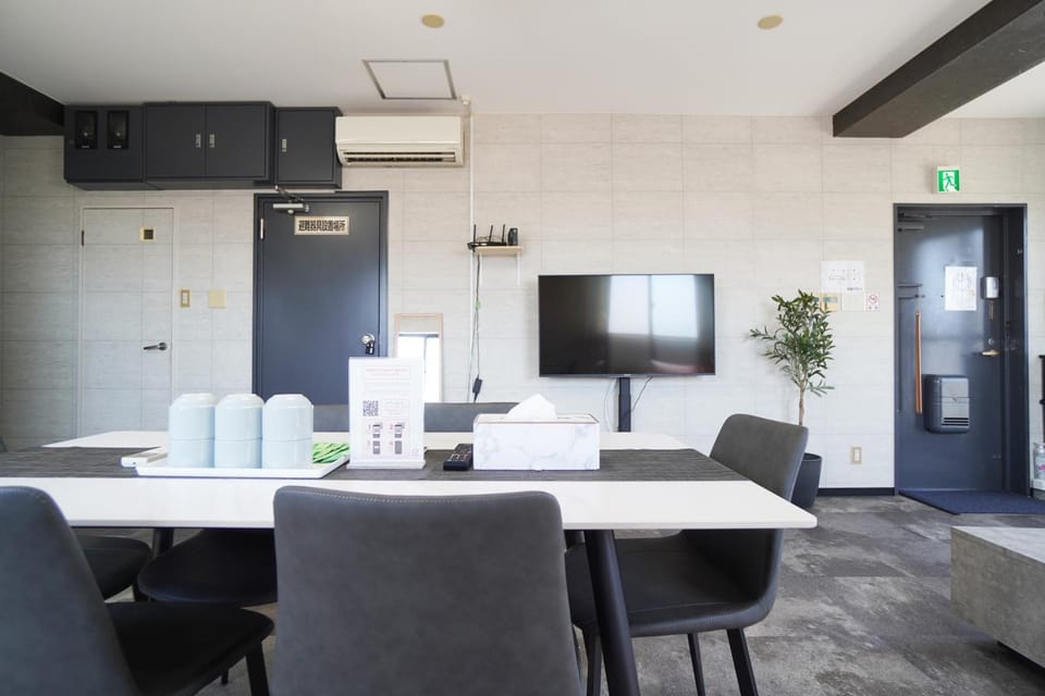 Nishiki-en Apartment in Osaka