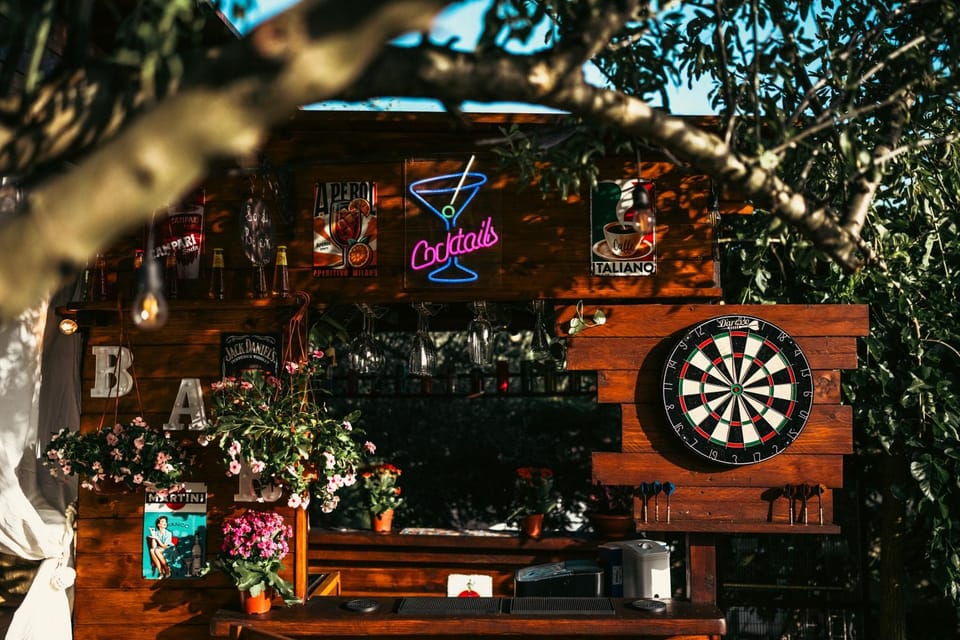 Darts, Lounge or bar, Spa and wellness centre/facilities