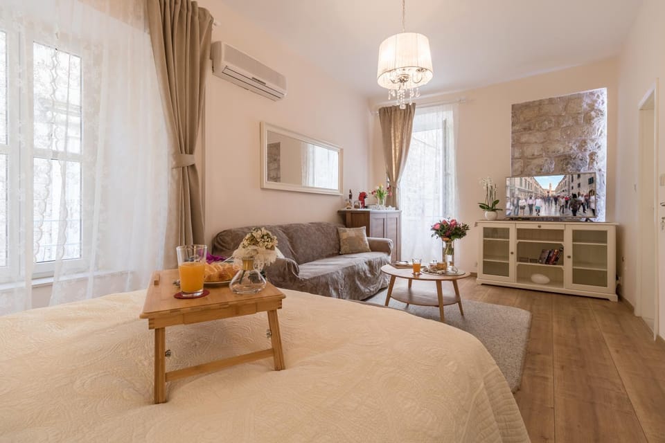 TV and multimedia, Coffee/tea facilities, Bedroom