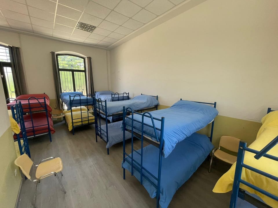 Bed, Photo of the whole room, Bedroom, bunk bed