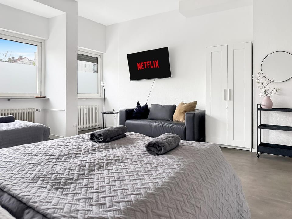 Bed, Bedroom