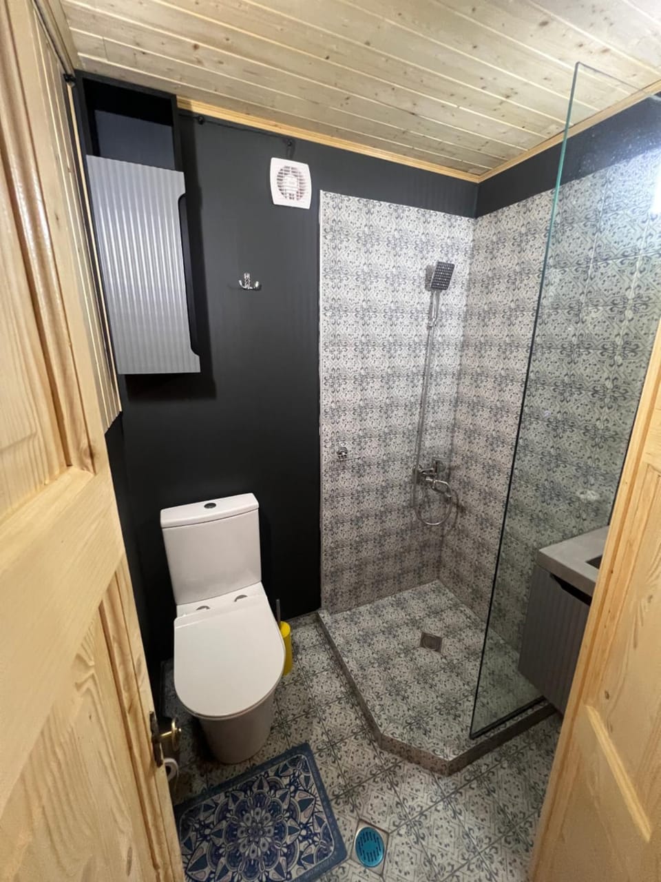 Toilet, Bathroom
