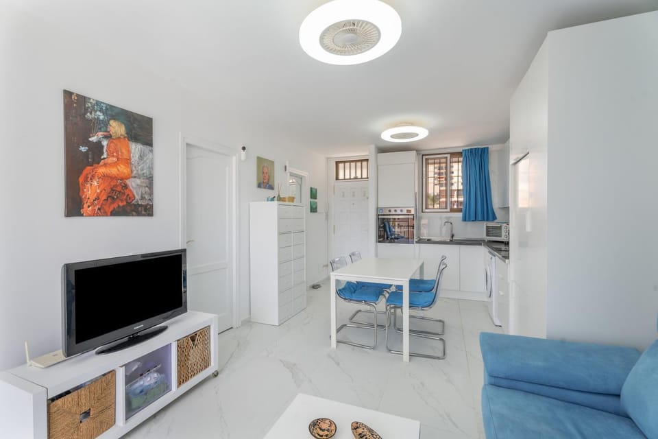 TV and multimedia, Kitchen or kitchenette, Dining area