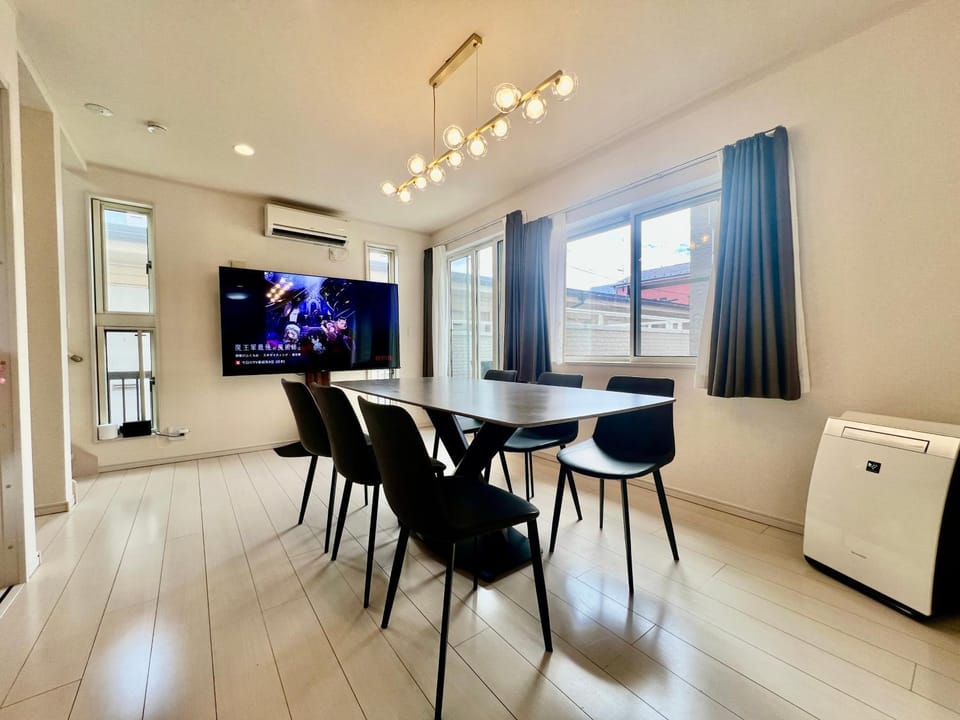 Living room, Diving