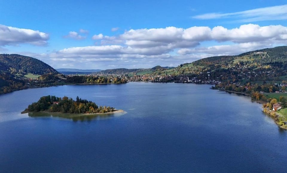 Bird's eye view, Lake view