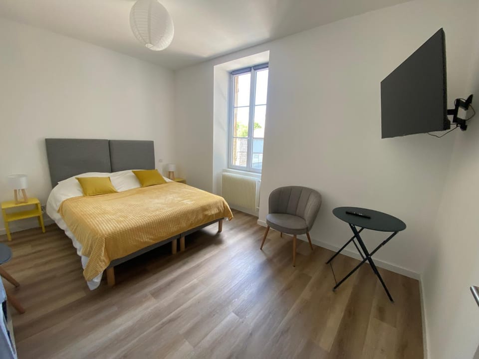 Appartement proche centre ville Apartment in Bourgogne-Franche-Comté