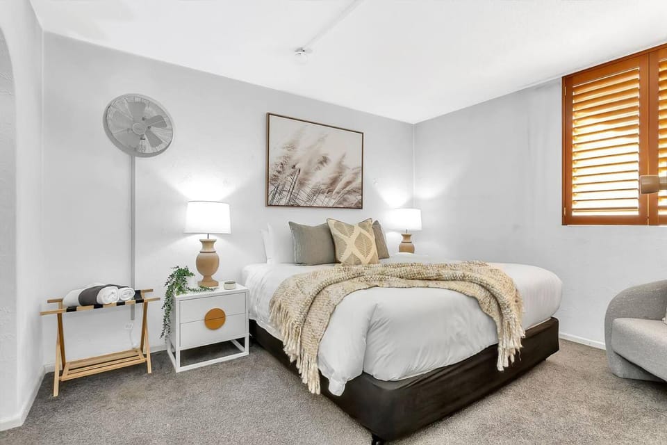 Bed, Other, Bedroom