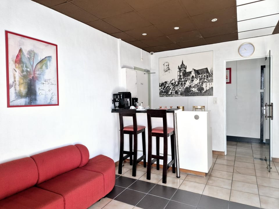 Hôtel JurJura Hotel in Dole