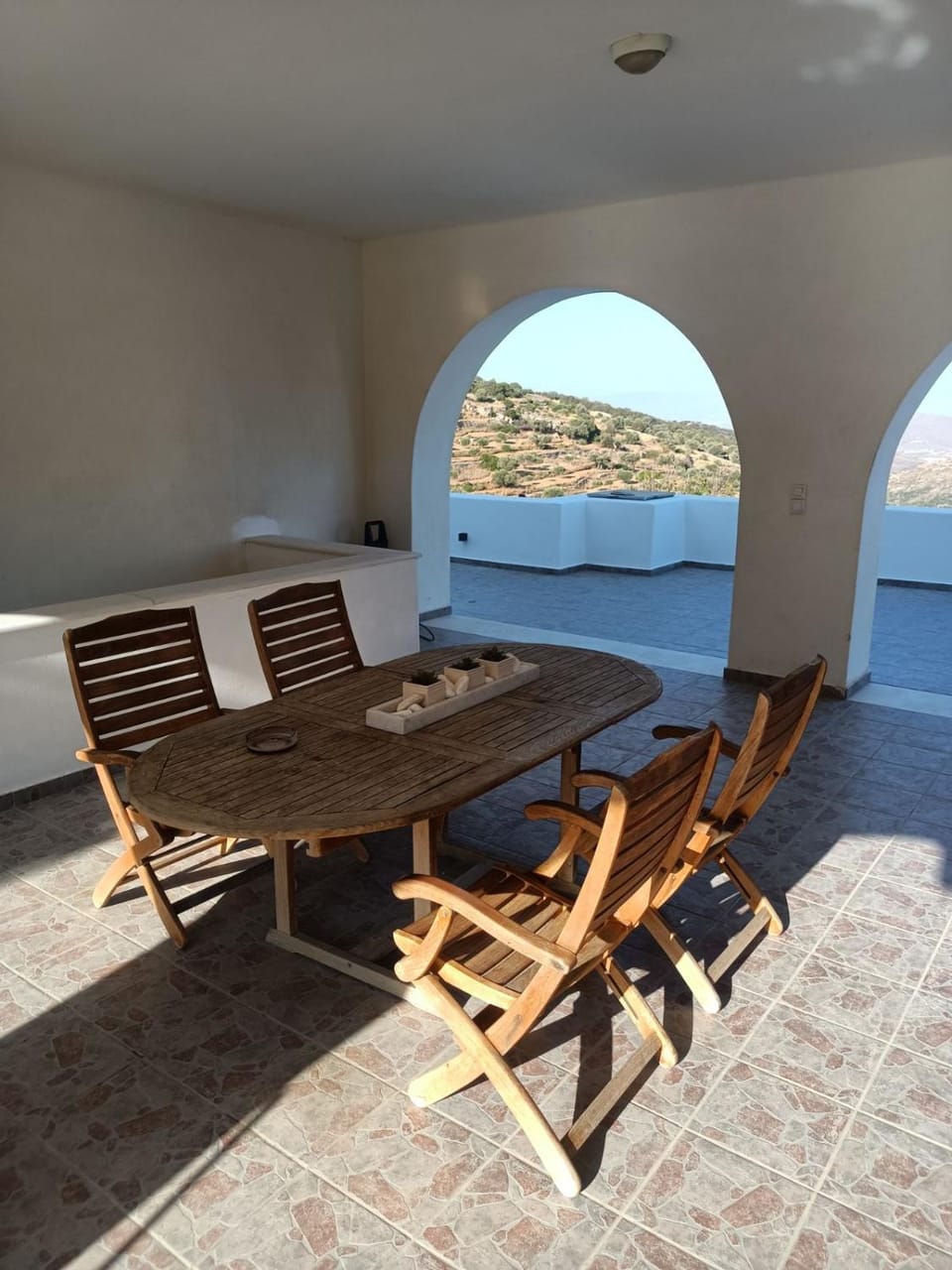 Natural landscape, Dining area, Mountain view, Sea view, Inner courtyard view