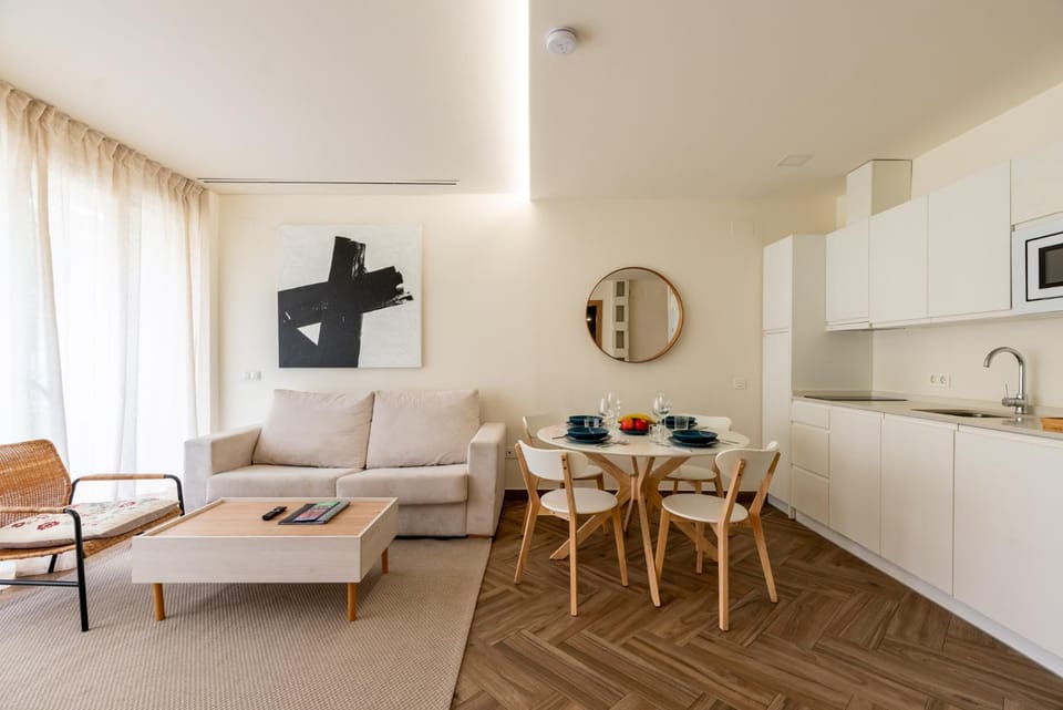 Murillo Brand New Apartment with Private Balcony Apartment in Seville