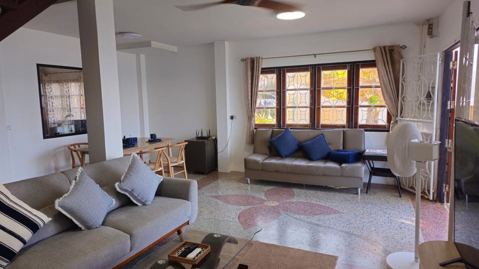 2Bedrooms Beachfront House with Fast WIFI House in Ko Samui