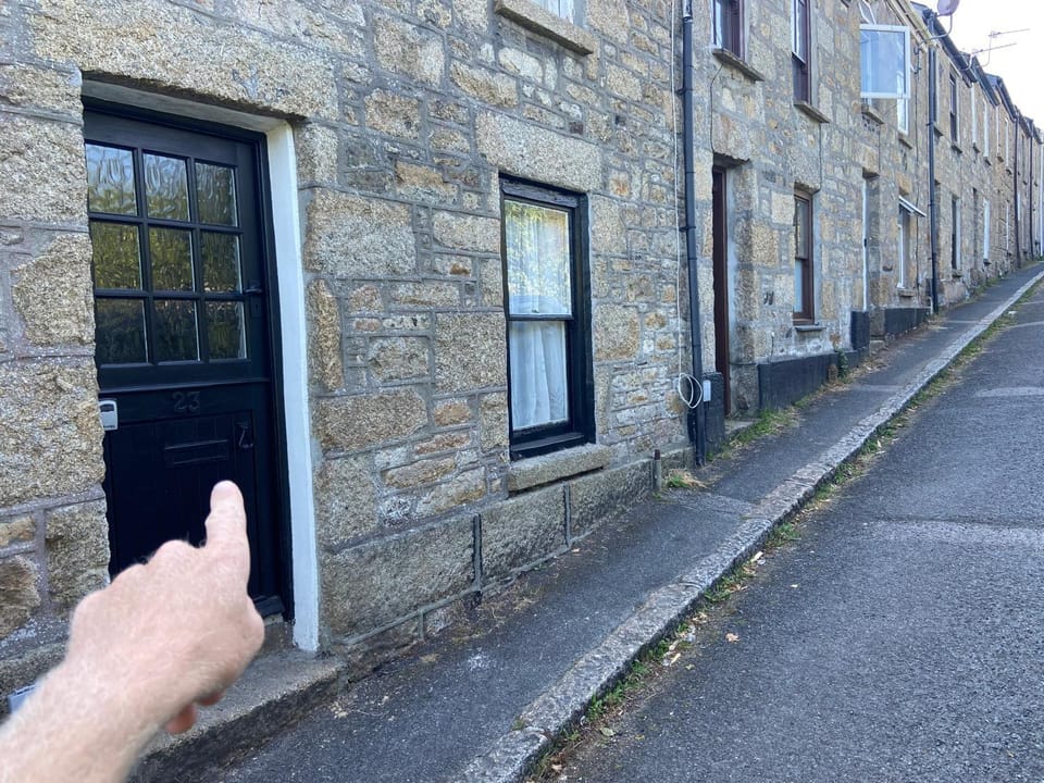23 Leskinnick Terrace Apartment in Penzance