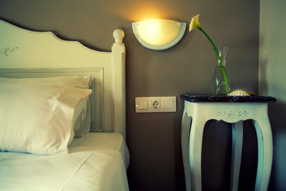 Bed, Decorative detail
