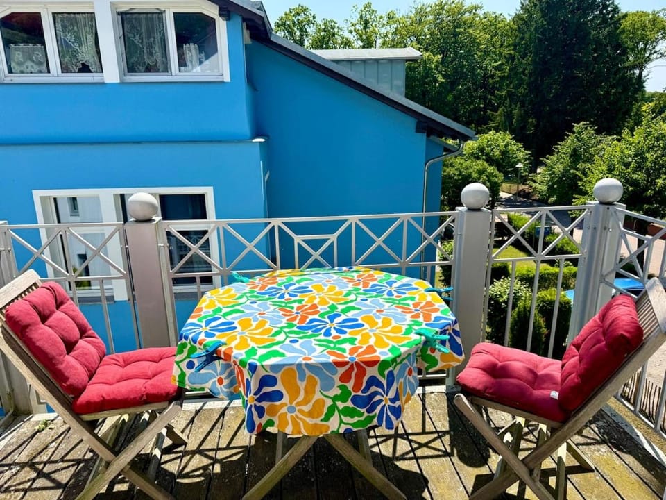 Sonnige, ruhige Wohnung 5 min zum Strand u Zentrum Apartment in Zinnowitz