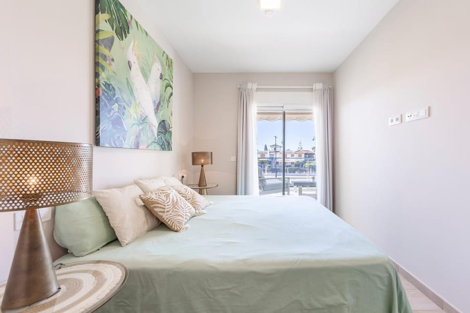 Living room, Bedroom