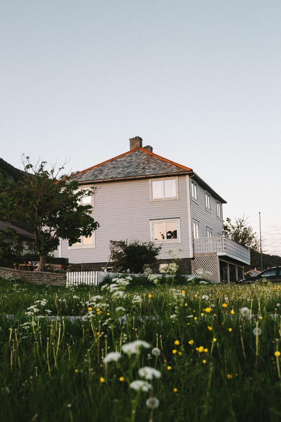 Property building, Spring, Day, Garden, Garden view