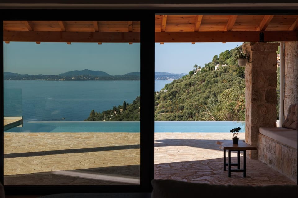Patio, View (from property/room), Living room, Pool view, Sea view, Swimming pool, Swimming pool