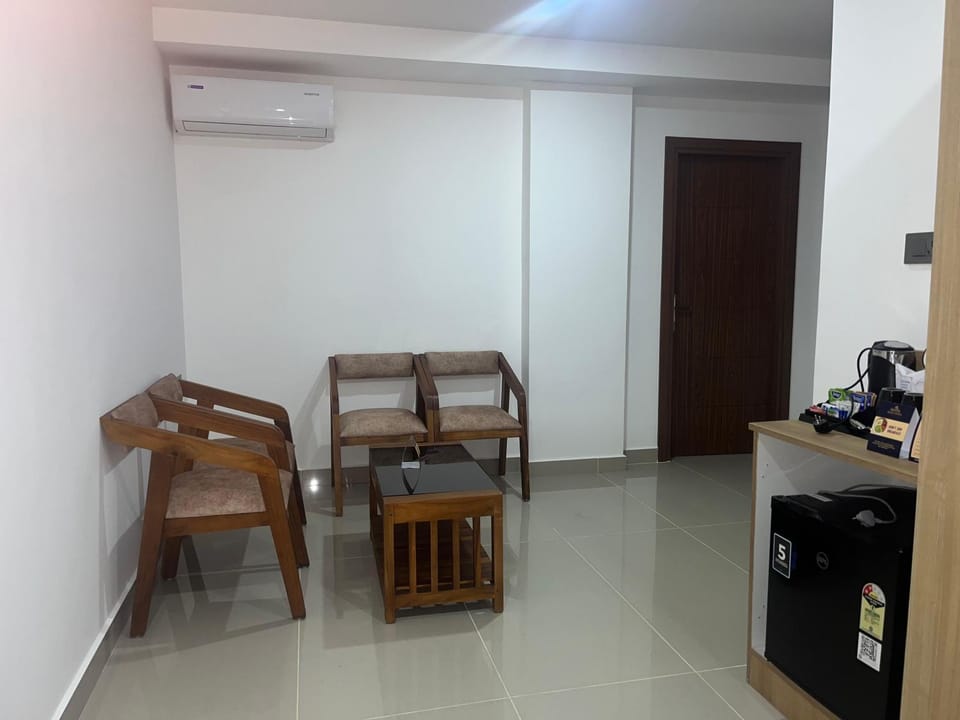 Hotel Queen Maria Hotel in Kerala