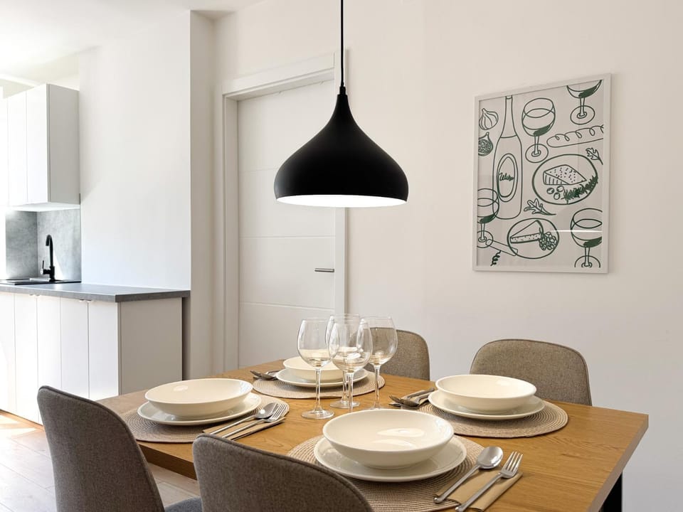 Seating area, Dining area