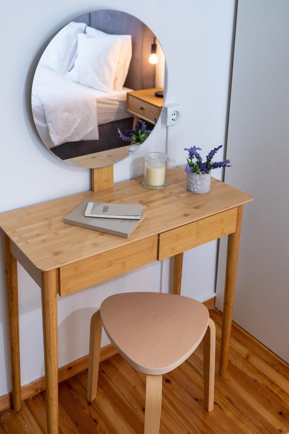 Bedroom, storage