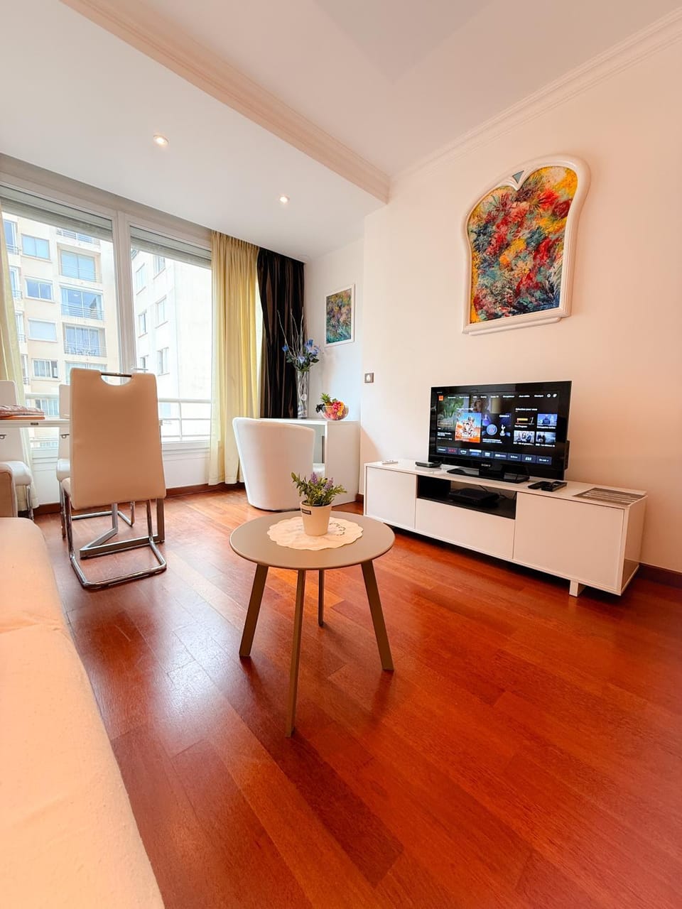 TV and multimedia, Living room, Seating area