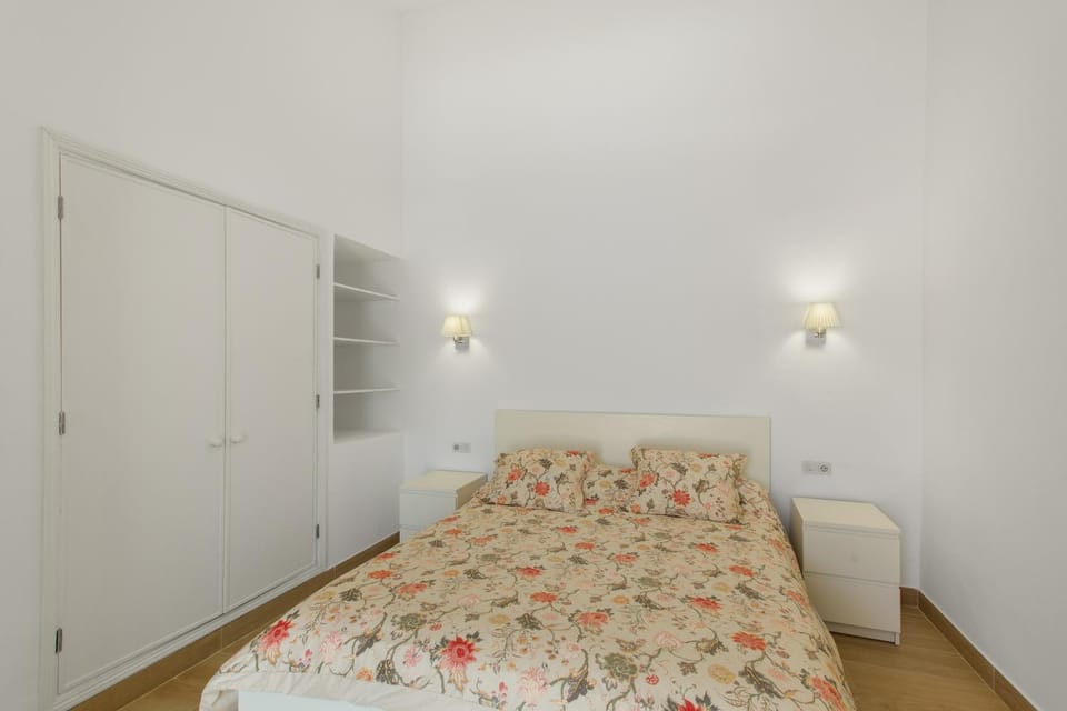 Living room, Bedroom