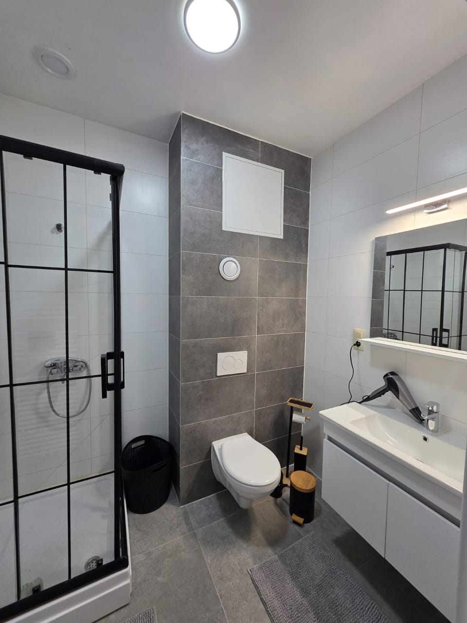 Nord Center 1D Apartment in Brussels