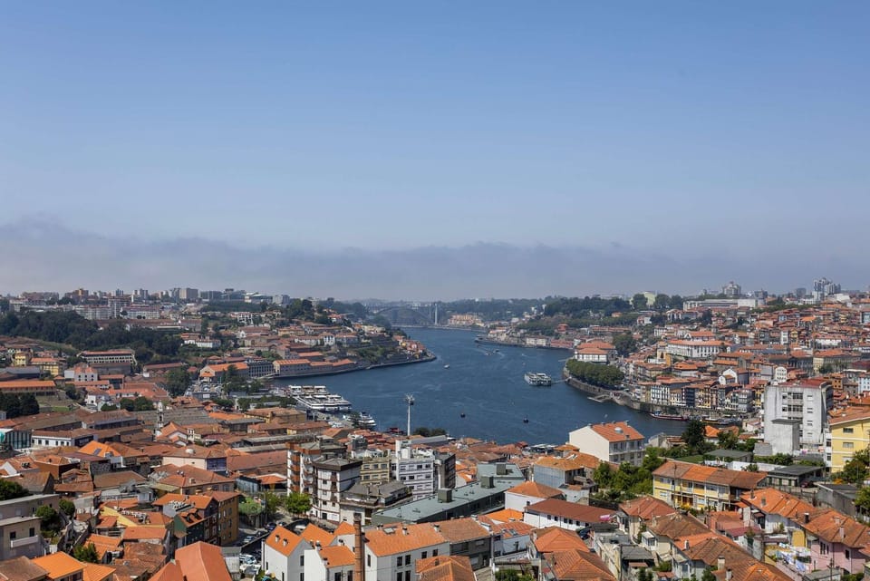 Liiiving in Gaia - Douro Balcony View Apartment in Vila Nova de Gaia