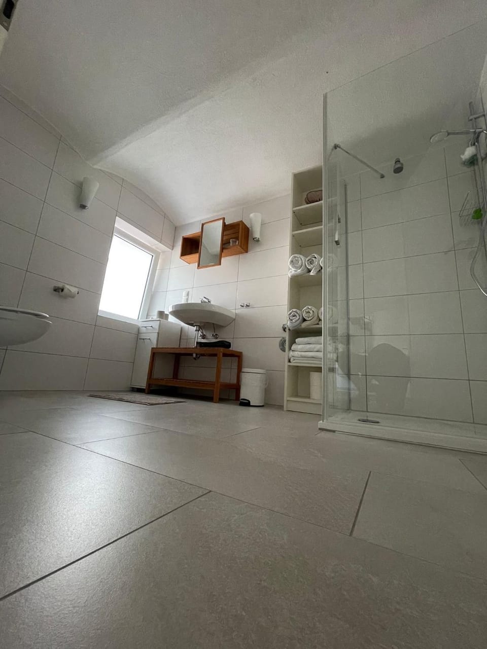 Shower, Bathroom, towels