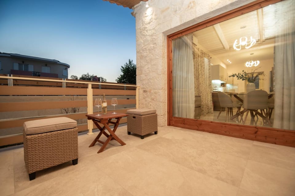 Patio, Balcony/Terrace