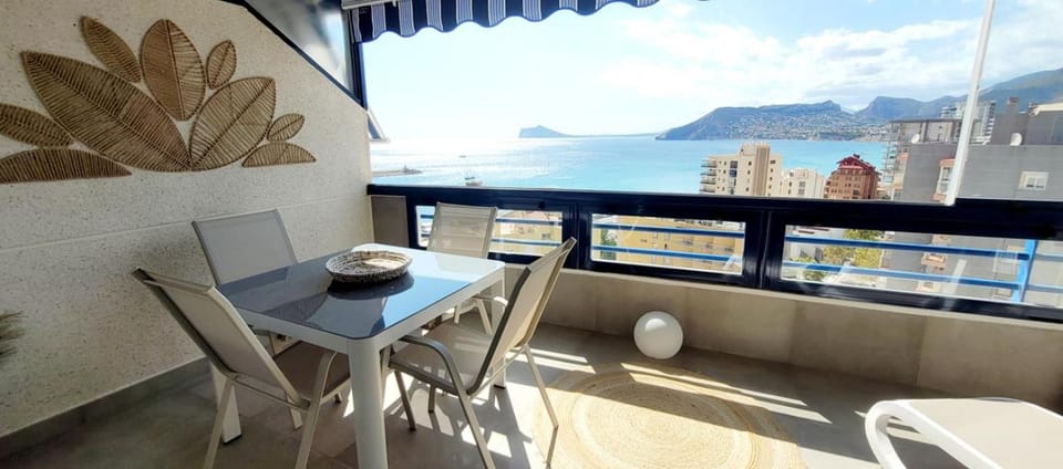 Patio, View (from property/room), Balcony/Terrace, Mountain view, Pool view, Sea view