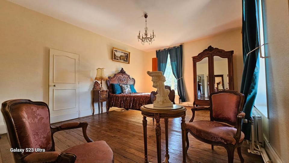 Domaine du Corgenay Bed and Breakfast in Auvergne-Rhône-Alpes