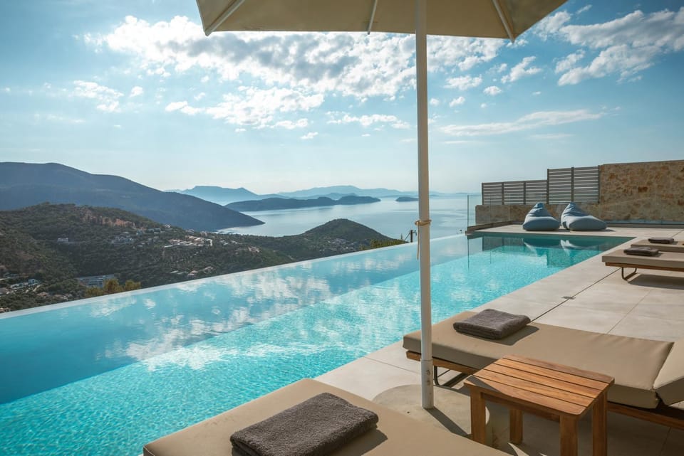 Sea view, Swimming pool
