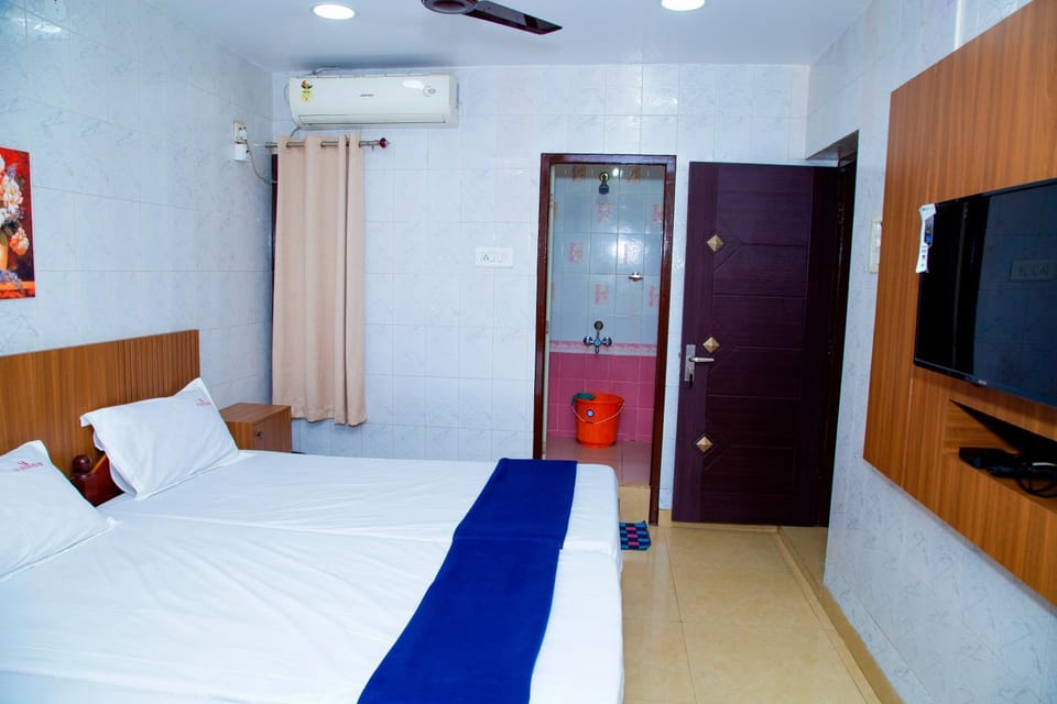 SR Residency Hotel in Chennai