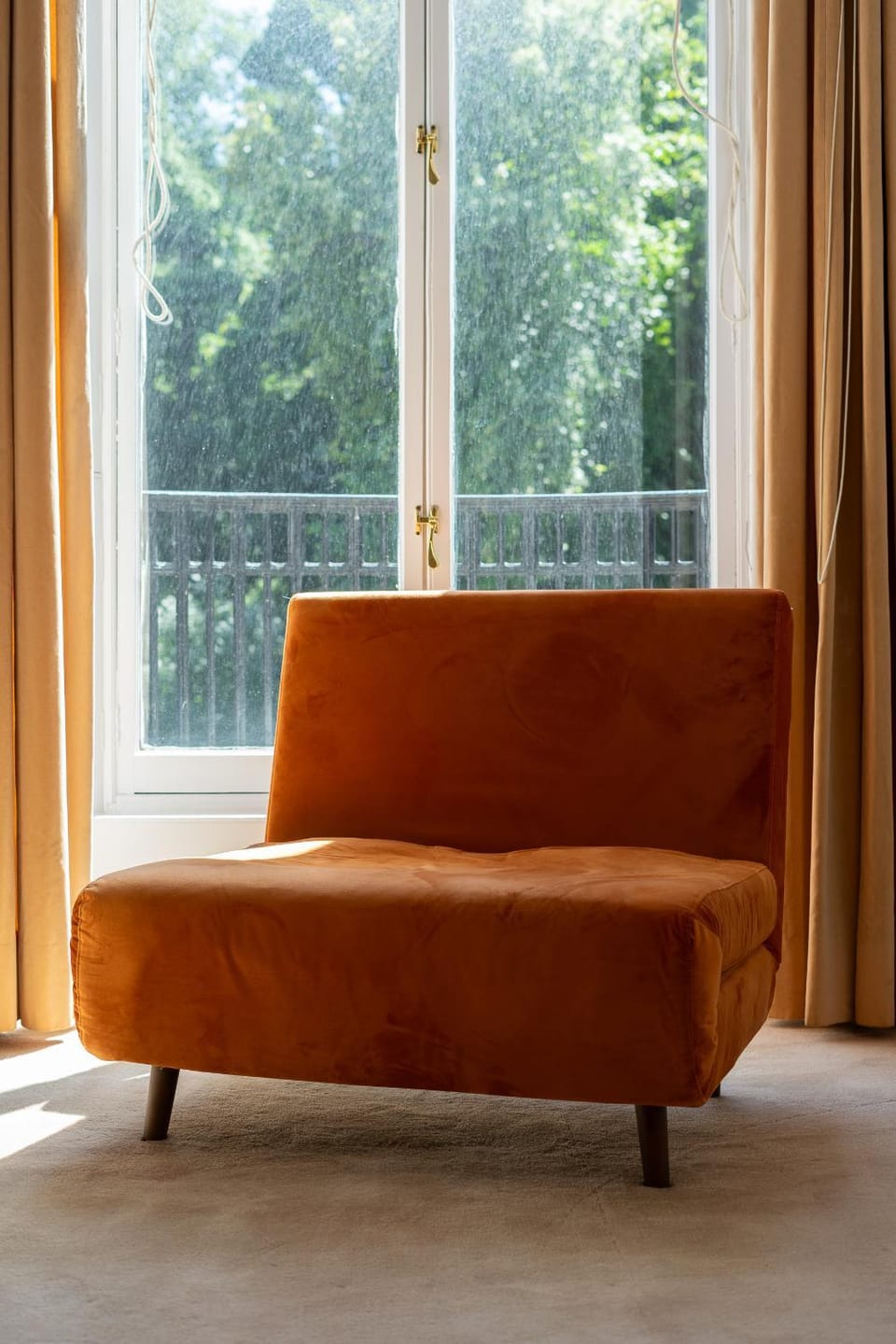 Seating area, Bedroom