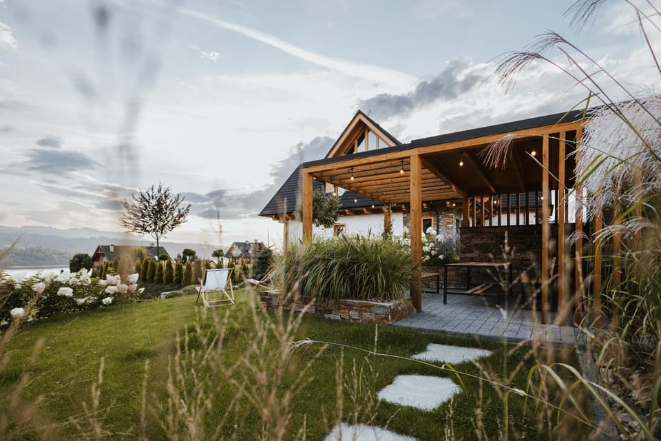 Property building, Spring, Garden, Garden, Garden view, Mountain view