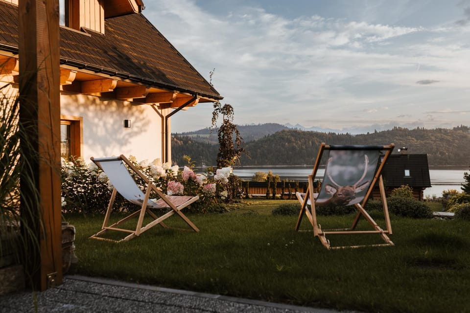 Patio, Day, Natural landscape, Lake view, Mountain view, River view, sunbed
