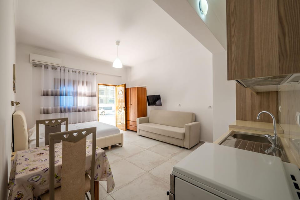 Villa Oresti Apartment hotel in Sarandë