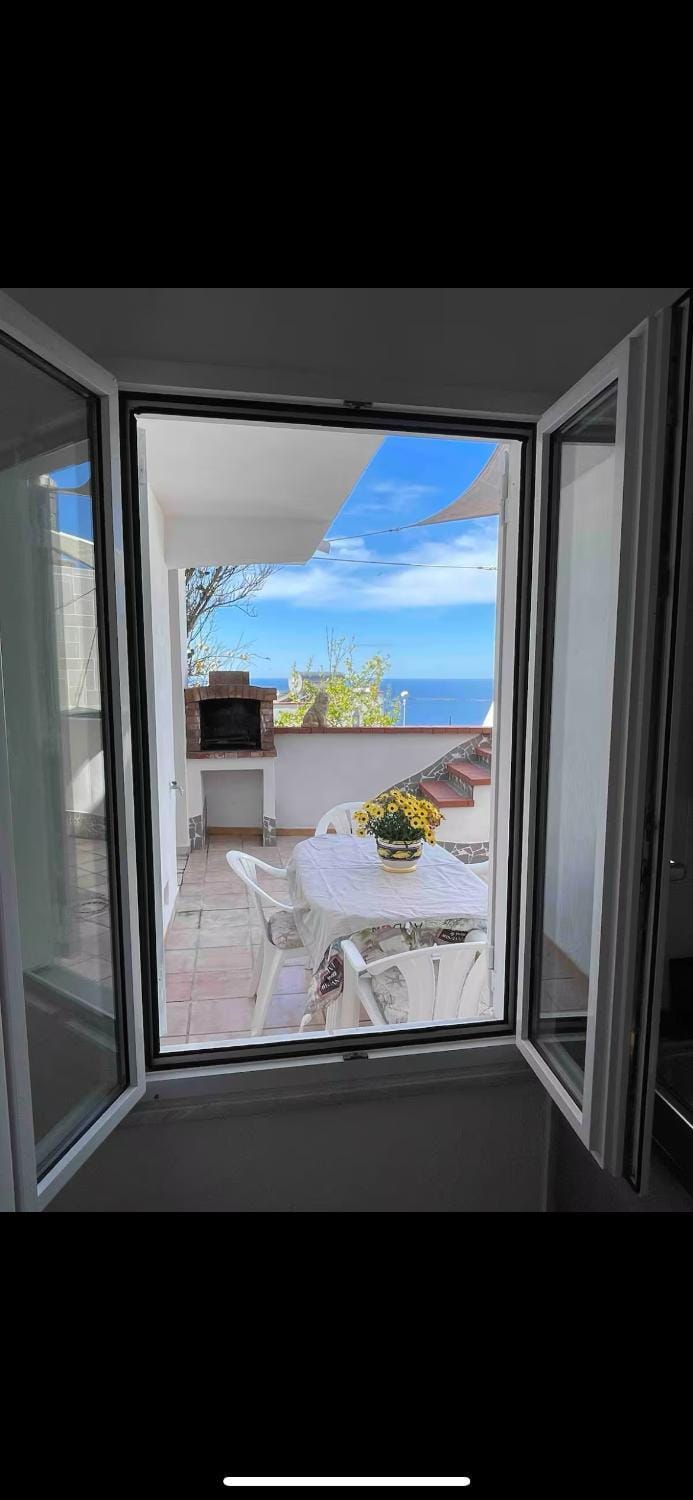 Appartamento moderno vista mare Apartment in Forio