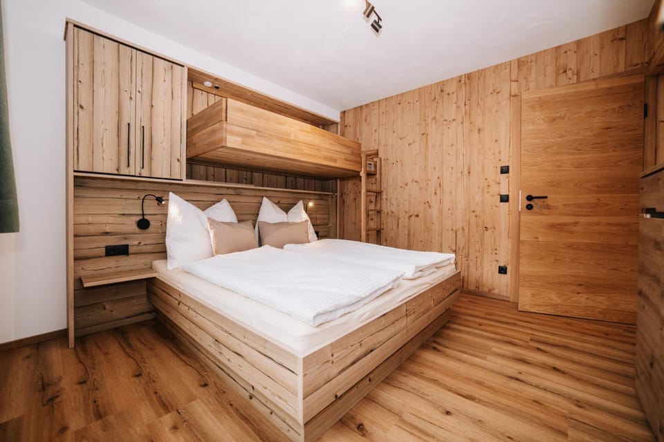 Bed, Bedroom, bunk bed, wardrobe