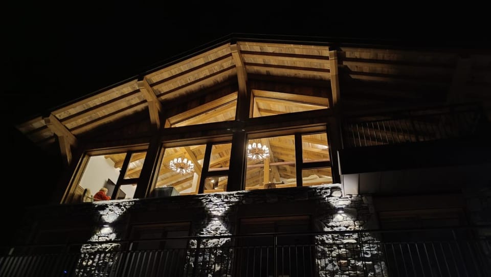 Property building, Night