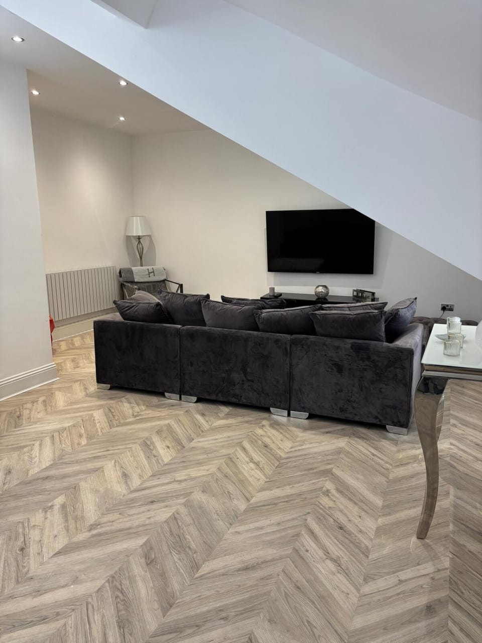 Modern Top Floor Aparment Near Beach Luxury Apartment in West Lancashire District