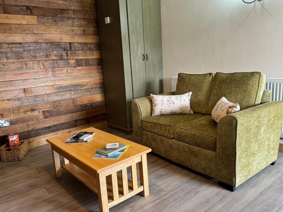 The Hugo stable Cosy getaway in Hambledon Apartment in England