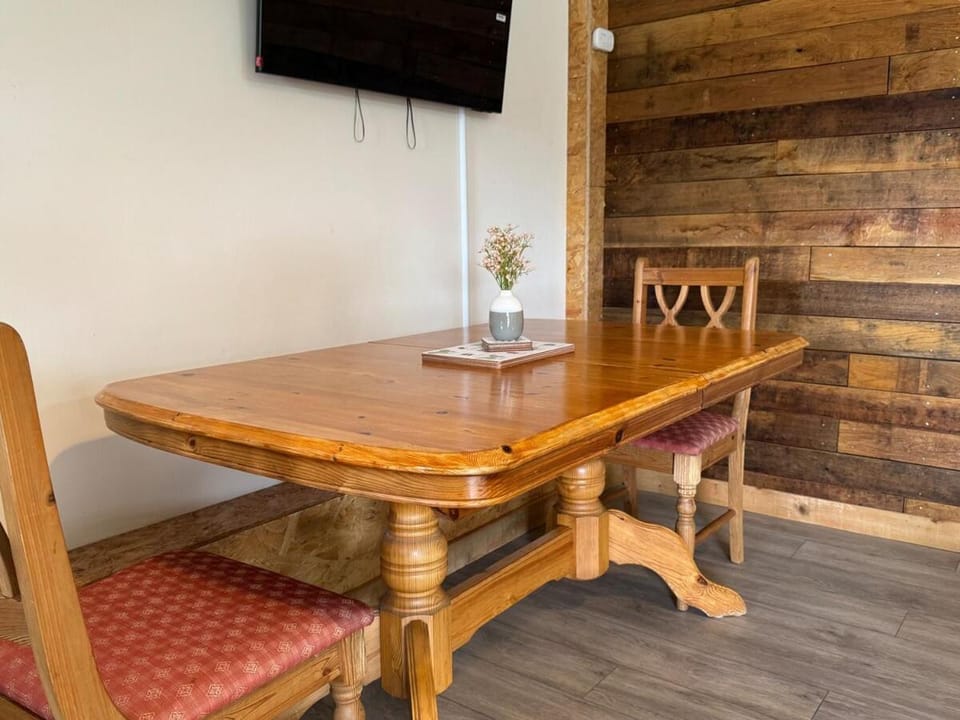 The Hugo stable Cosy getaway in Hambledon Apartment in England