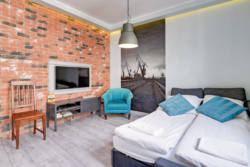 Living room, Bedroom